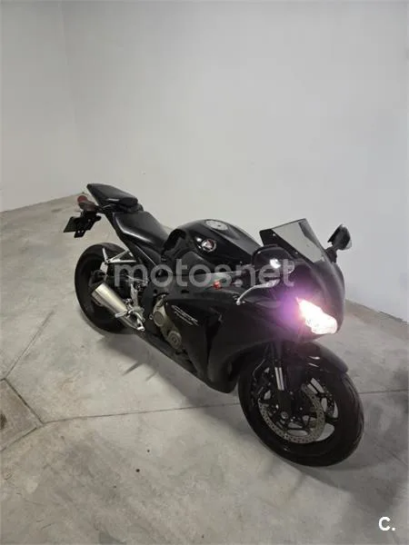 Honda CBR1000RR Fireblade 4900 € 2008 Madrid - 1
