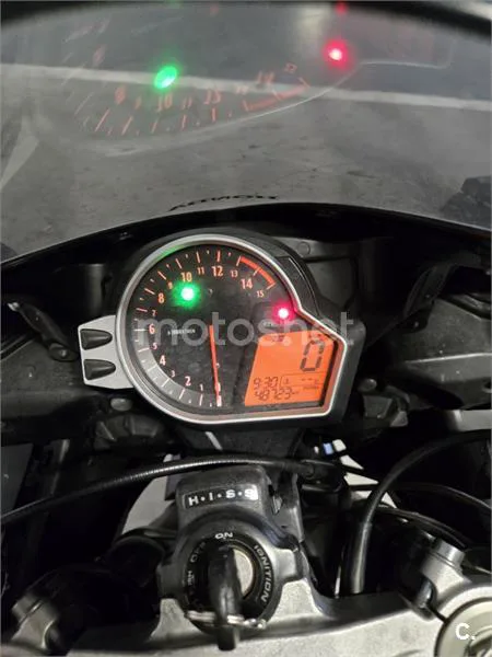 Honda CBR1000RR Fireblade - Vista 8