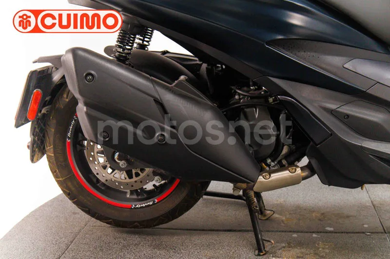 Piaggio Beverly 400 - Vista 15