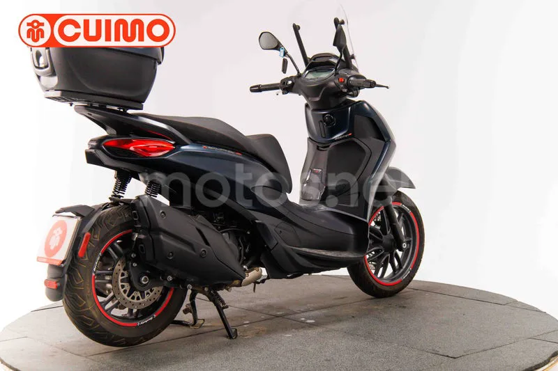 Piaggio Beverly 400 - Vista 4