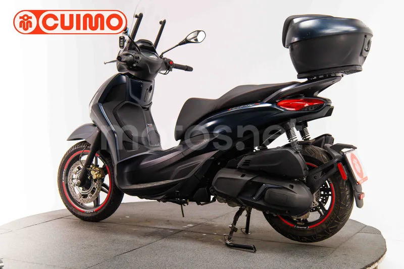 Piaggio Beverly 400 - Vista 6
