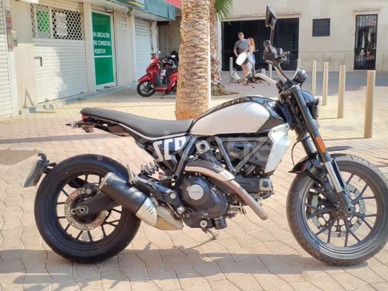 Ducati Scrambler 4995 € 2024 Illes Balears - 1