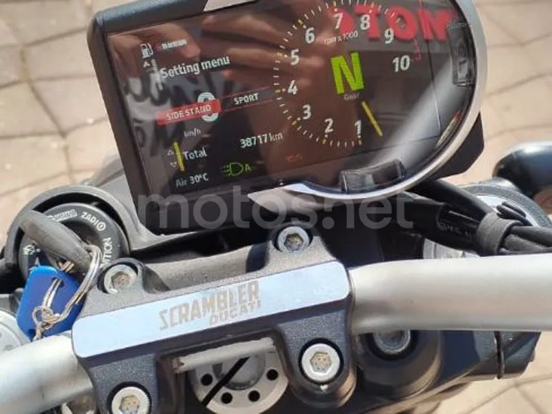 Ducati Scrambler - Vista 7