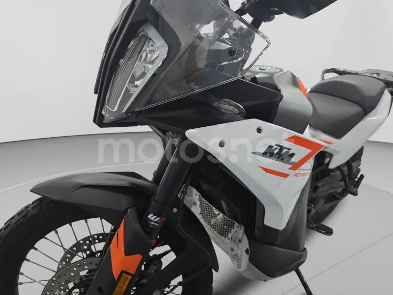 KTM 790 Adventure - Vista 3