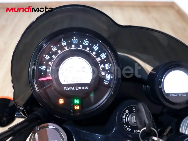 Royal Enfield Shotgun 650 - Vista 12