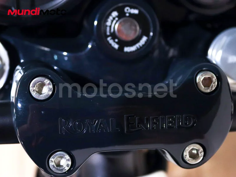 Royal Enfield Shotgun 650 - Vista 27