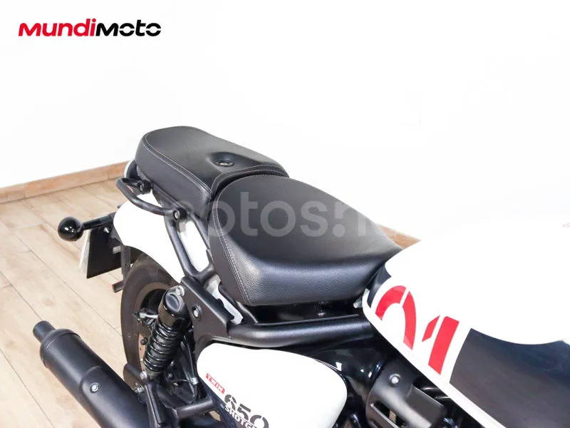 Royal Enfield Shotgun 650 - Vista 44