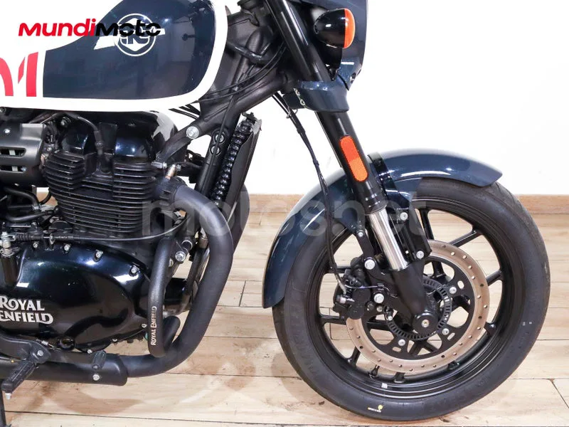 Royal Enfield Shotgun 650 - Vista 45