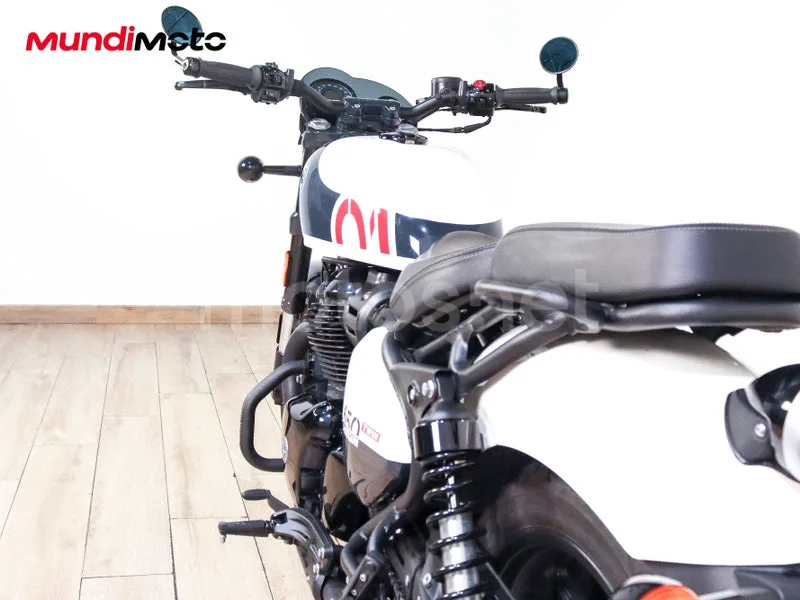 Royal Enfield Shotgun 650 - Vista 9