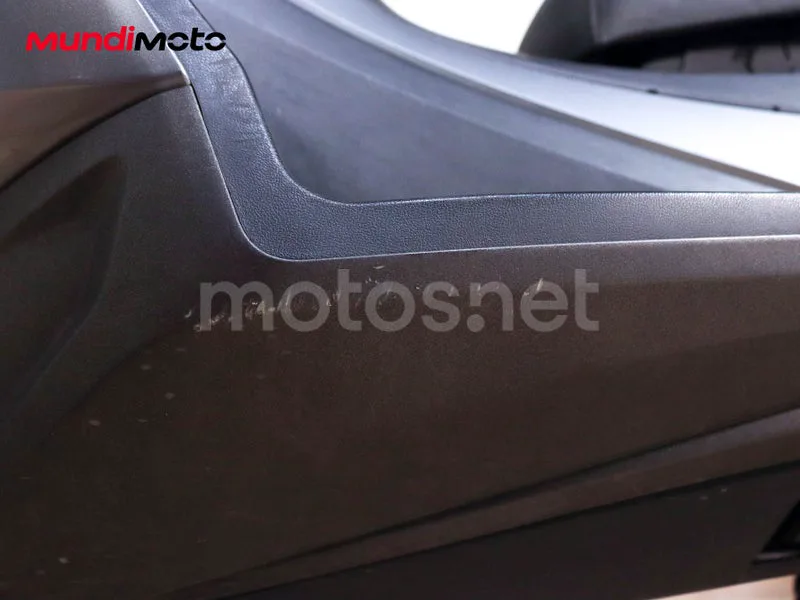 Kymco Grand Dink 300 - Vista 45
