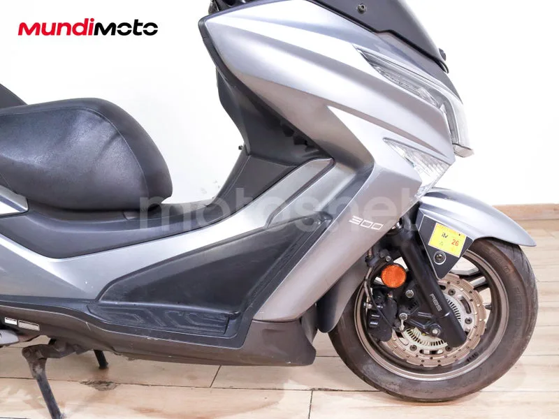 Kymco Grand Dink 300 - Vista 58
