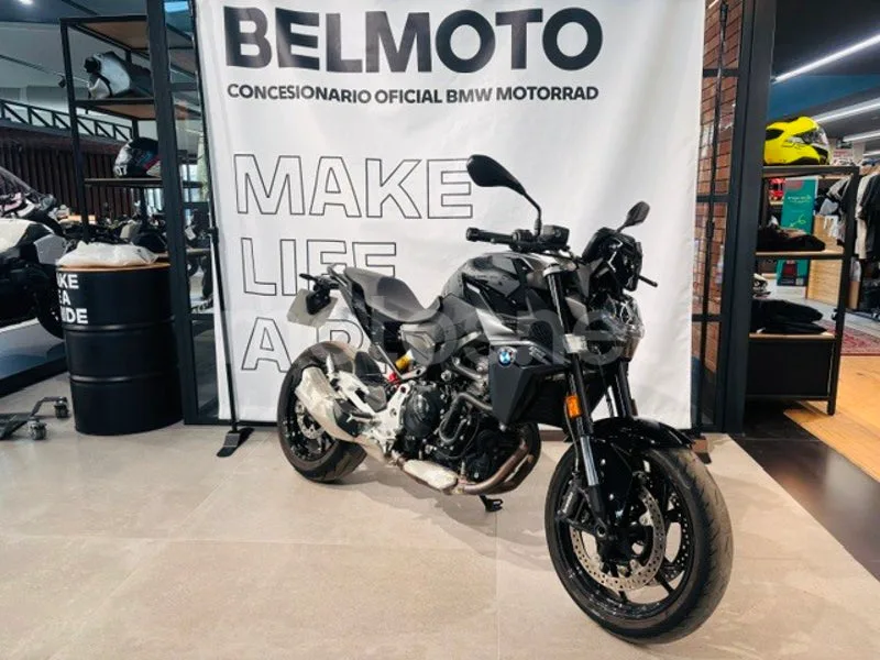 BMW F 900 R - Vista 4