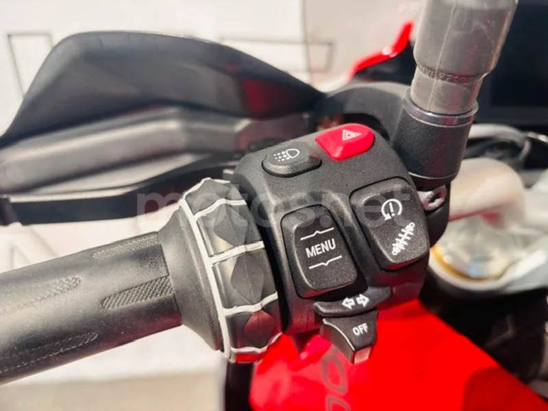 BMW F 900 XR - Vista 8