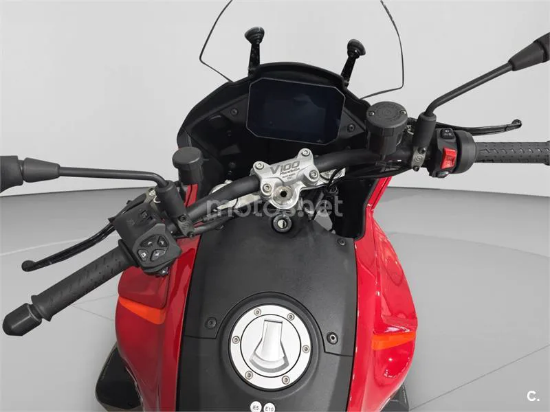 Moto Guzzi V100 Mandello - Vista 13