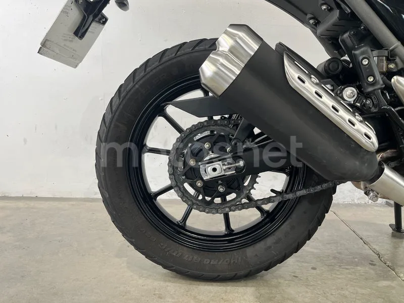 Triumph Scrambler 400 X - Vista 11