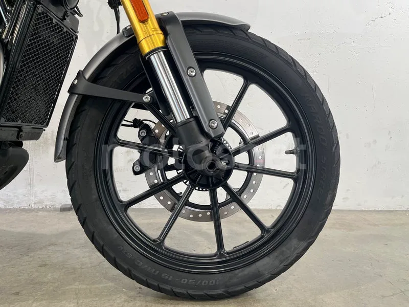 Triumph Scrambler 400 X - Vista 13