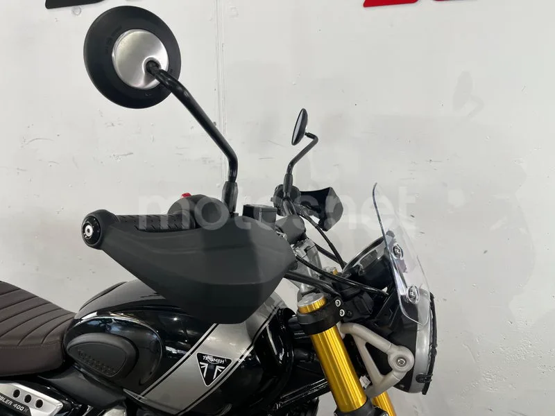 Triumph Scrambler 400 X - Vista 14