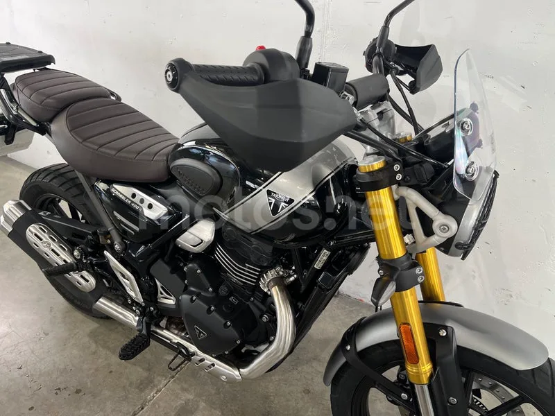 Triumph Scrambler 400 X - Vista 15