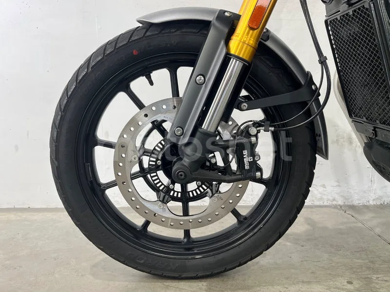 Triumph Scrambler 400 X - Vista 17