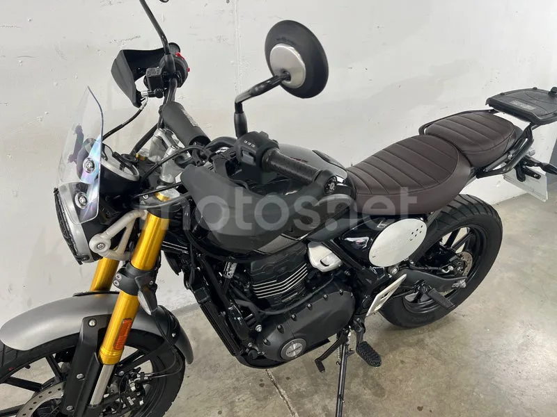 Triumph Scrambler 400 X - Vista 21