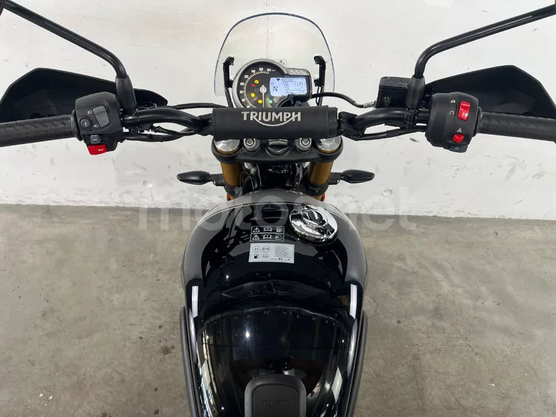 Triumph Scrambler 400 X - Vista 9