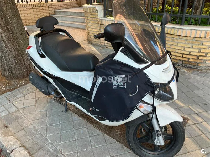Piaggio XEvo 125 - Vista 5