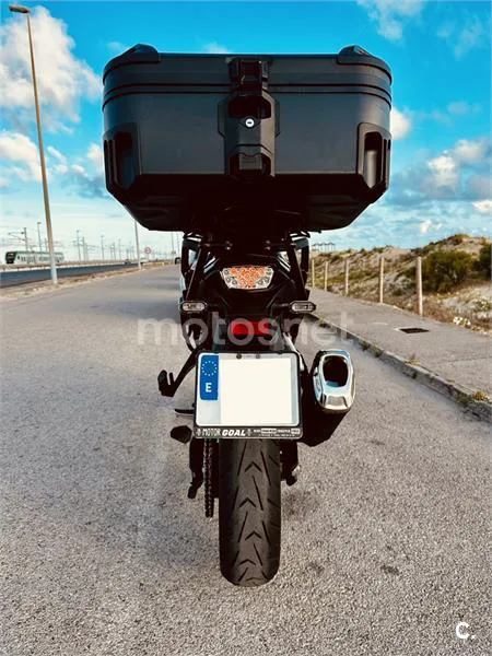 Suzuki V-Strom 800 - Vista 8