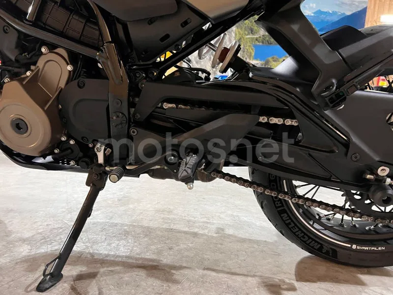 Husqvarna Svartpilen 401 - Vista 54