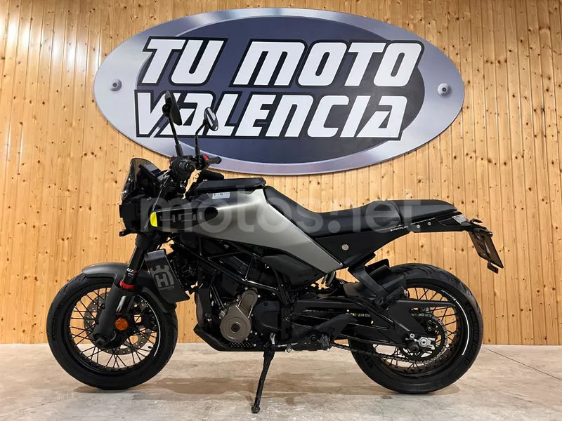 Husqvarna Svartpilen 401 - Vista 7