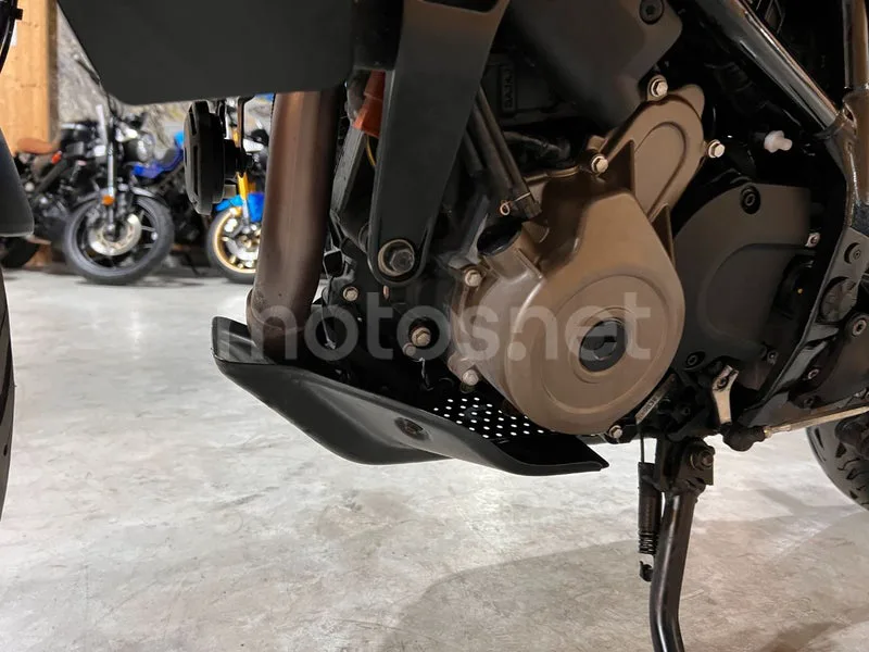Husqvarna Svartpilen 401 - Vista 62