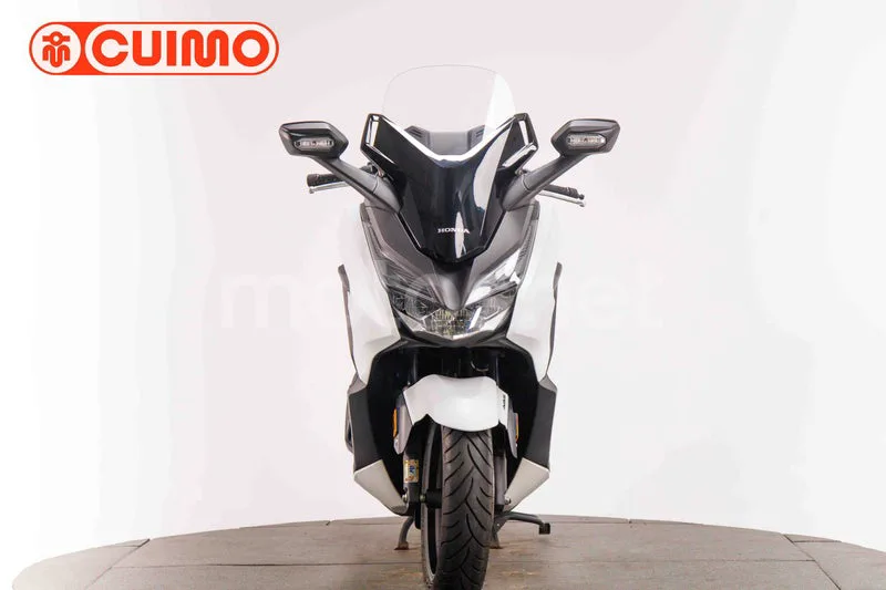 Honda Forza 125 - Vista 12