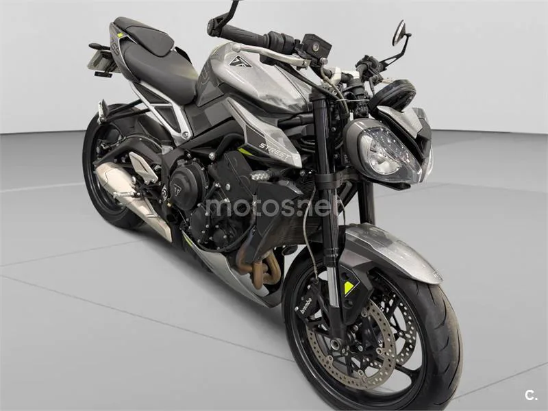 Triumph Street Triple 765 8390 € 2023 Barcelona - 2