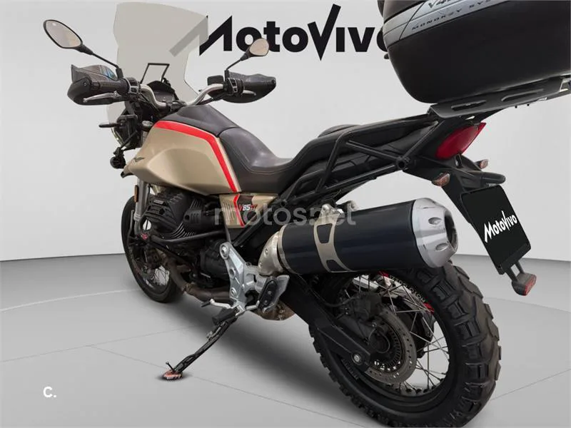 Moto Guzzi V85 TT - Vista 3