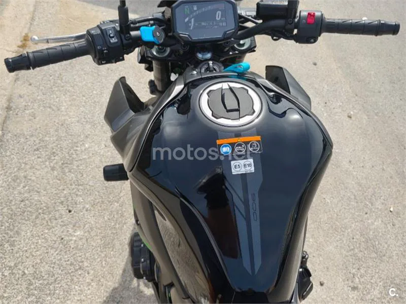 Kawasaki Z900 - Vista 6