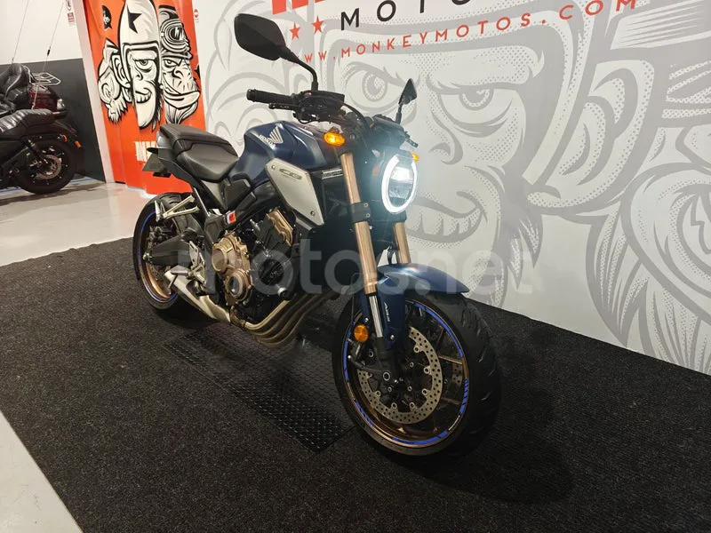 Honda CB650R 6690 € 2021 Navarra - 2