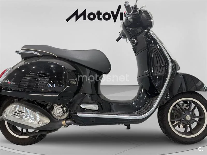 Vespa GTS 300 - Vista 6