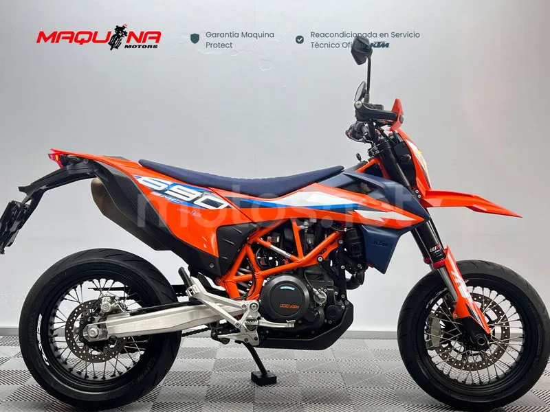 KTM 690 SMC R 8999 € 2023 Valencia - 1
