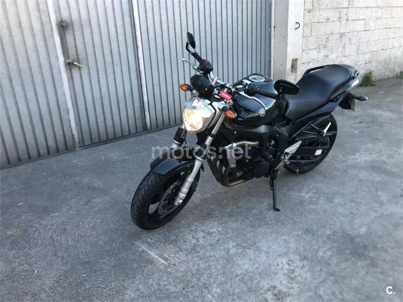 Yamaha FZ6 - Vista 4