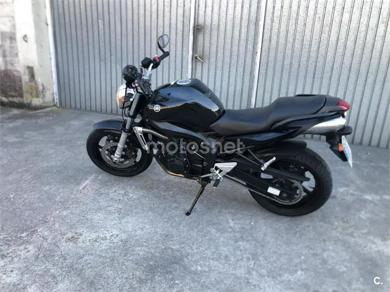 Yamaha FZ6 - Vista 5