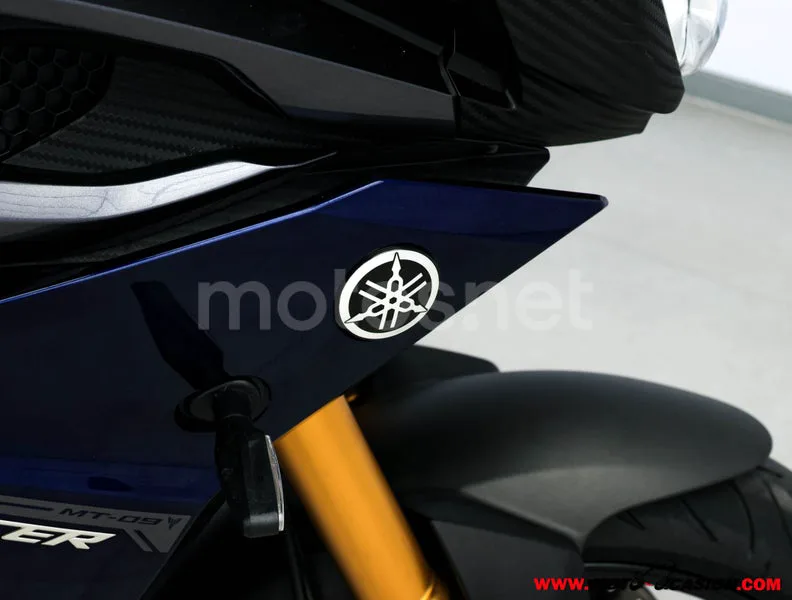 Yamaha MT-09 Tracer - Vista 9