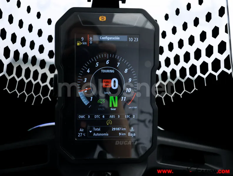 Ducati DesertX - Vista 6