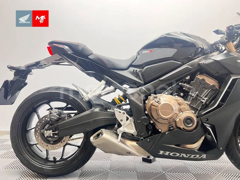 Honda CBR650R - Vista 4
