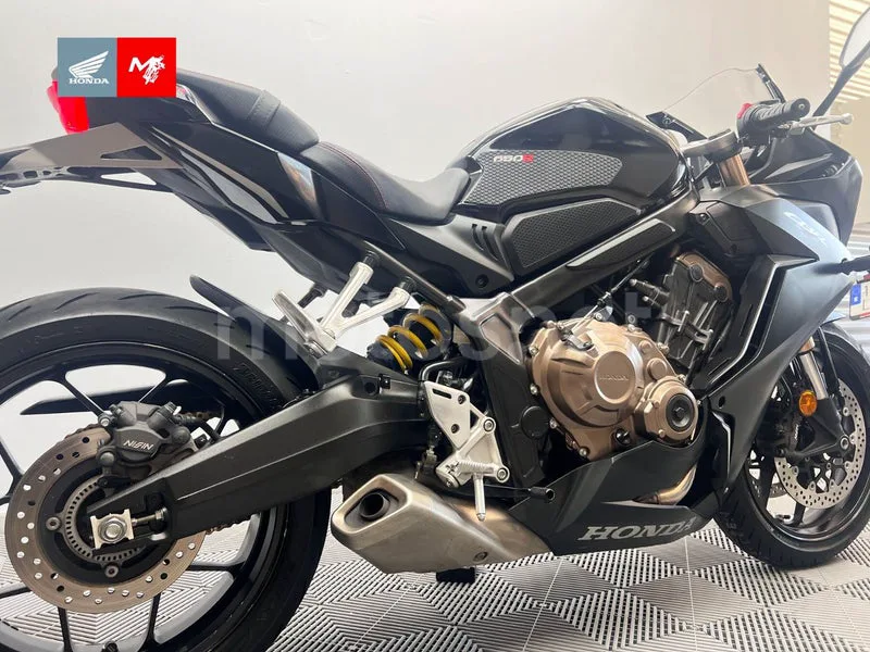 Honda CBR650R - Vista 5
