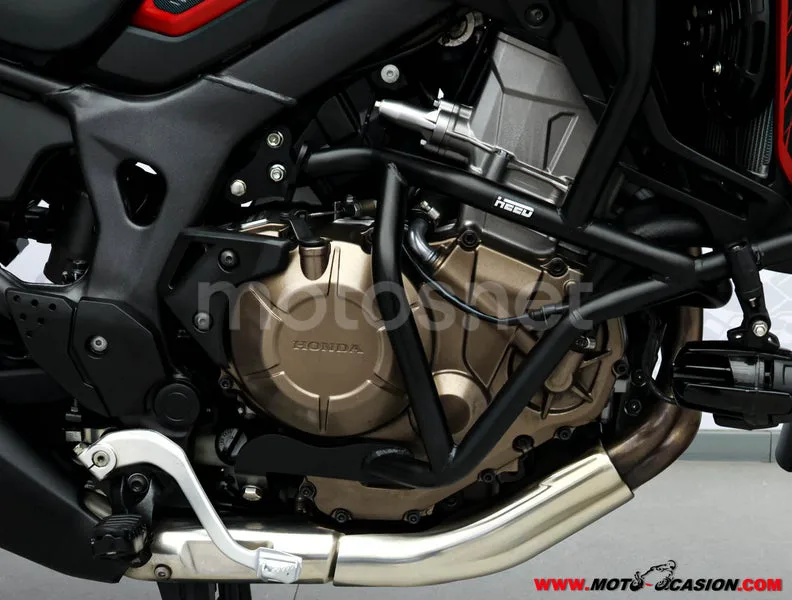 Honda CRF1000L Africa Twin - Vista 5