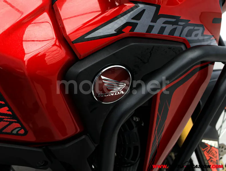 Honda CRF1000L Africa Twin - Vista 9
