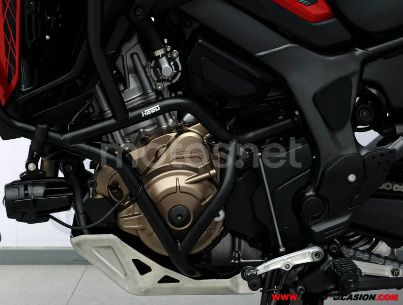 Honda CRF1000L Africa Twin - Vista 10