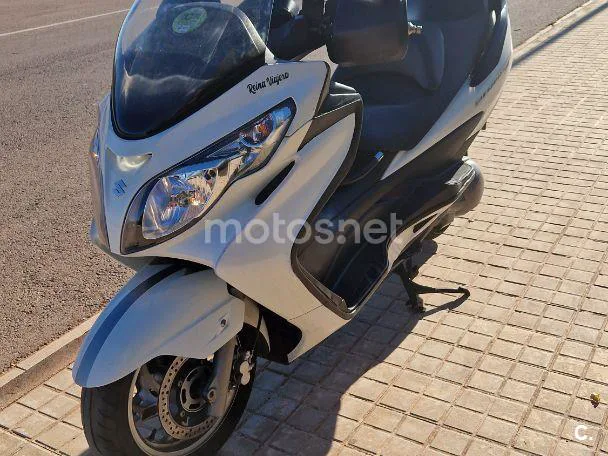 Suzuki Burgman 400 1400 € 2009 Valencia - 1