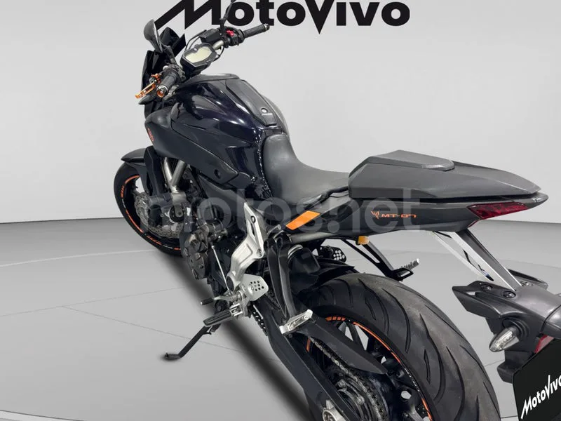 Yamaha MT-07 - Vista 4