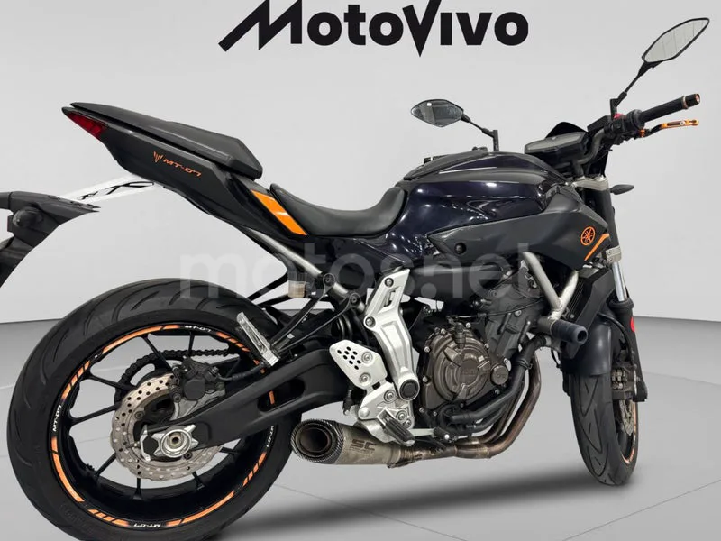Yamaha MT-07 - Vista 5