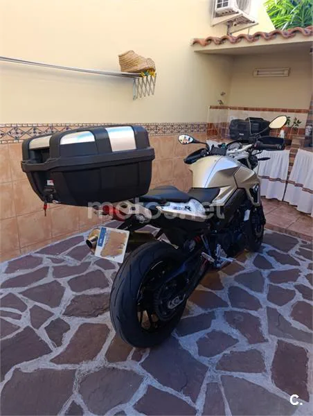 BMW F 800 R - Vista 3